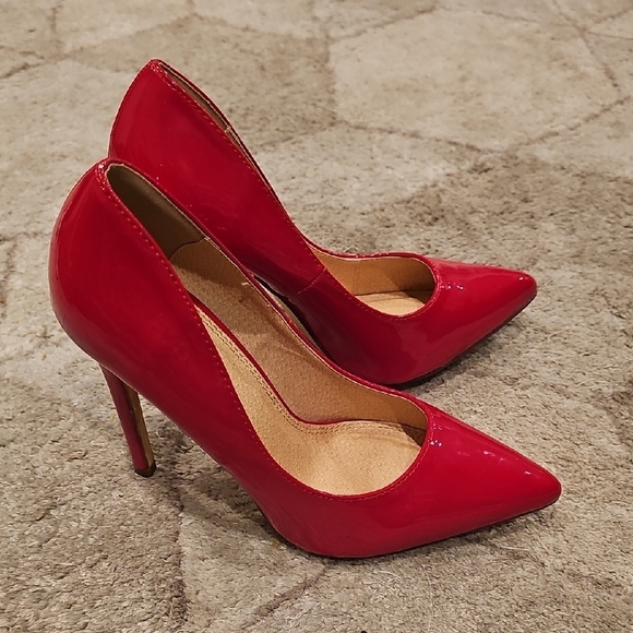 Red Patent Leather Stiletto Heels - Picture 4 of 4